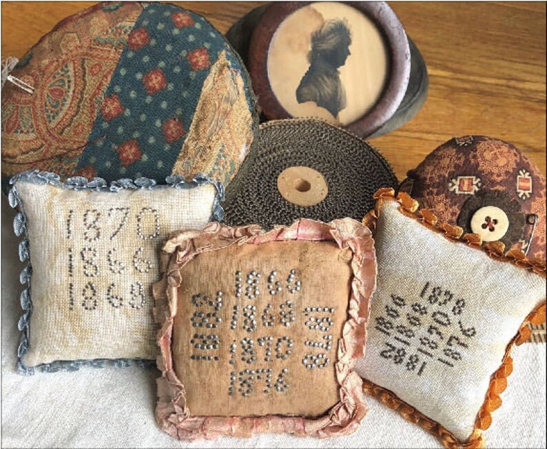 PDF File of Pinstuck Pincushions