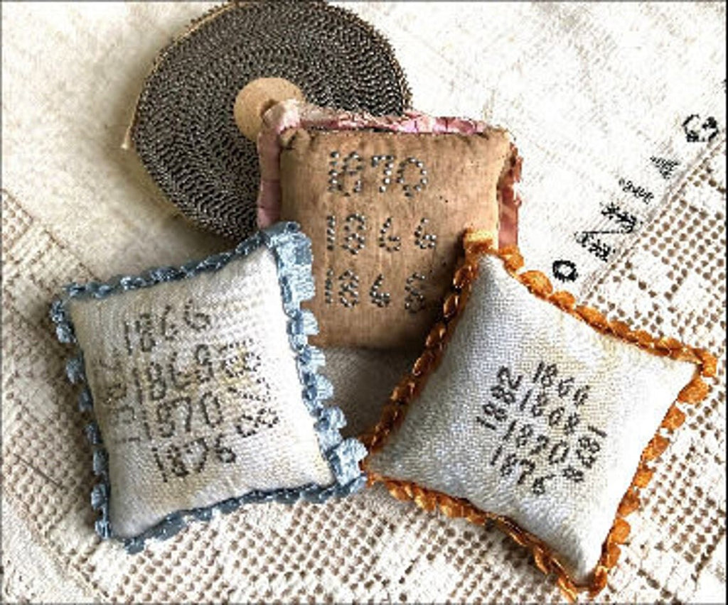 PDF File of Pinstuck Pincushions